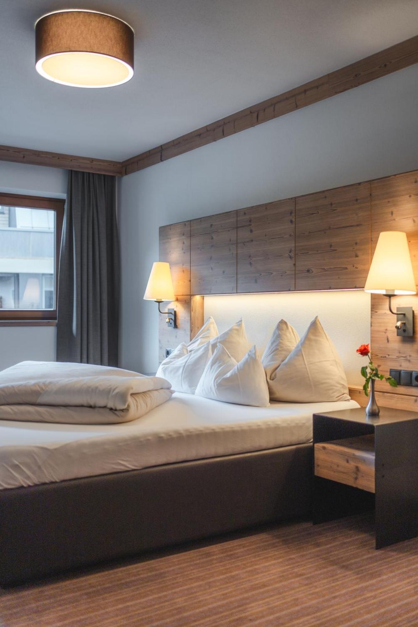 Alpinhotel Berghaus Spa Tux Esterno foto
