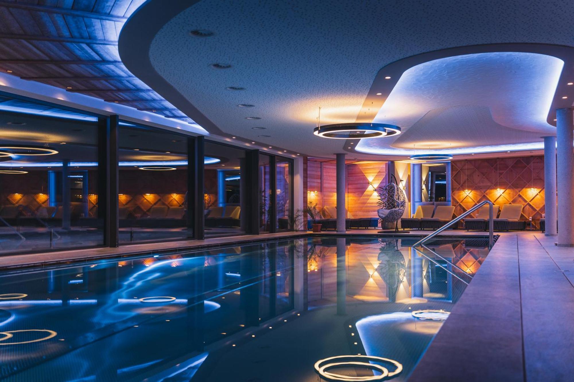 Alpinhotel Berghaus Spa Tux Esterno foto